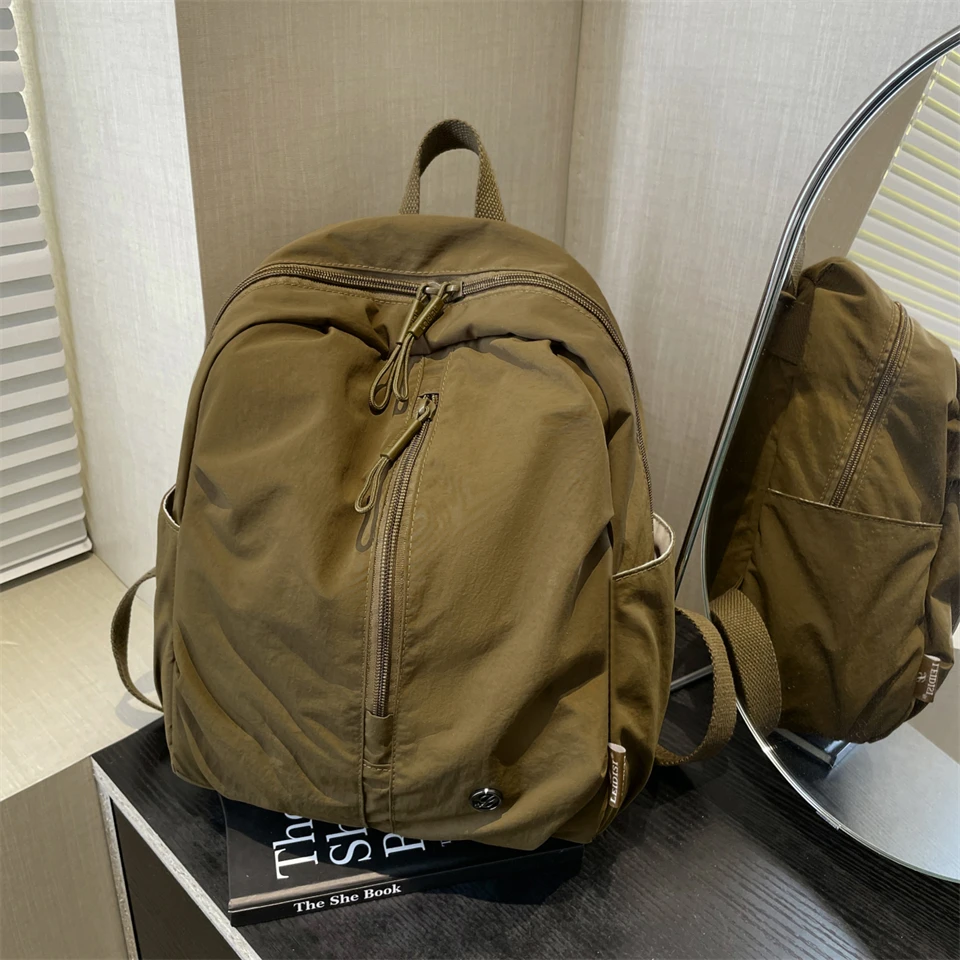 Fashion Backpacks Designer Waterproof Nylon Daypack Women Lightweight School Back Pack Ladies Large Capacity Travel Rucksack