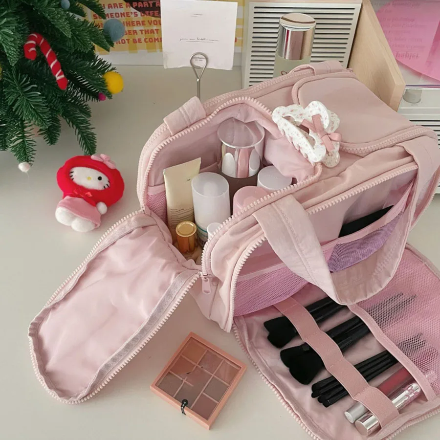 New Women's Cosmetic Bag Portable Storage Bag Large Capacity Luxury Makeup Bag Travel Organizer Essentials Toiletry Bags
