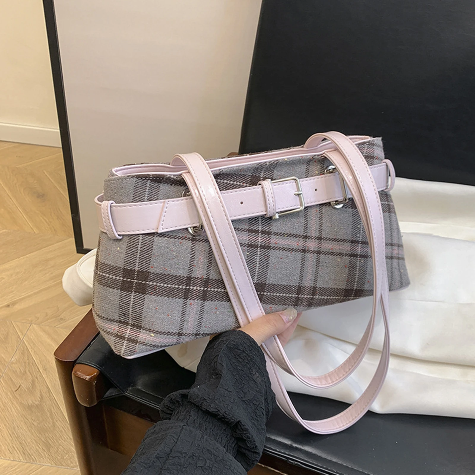 Women Fashion PU Leather Checkered Shoulder HandBag With Zipper Canvas Plaid Underarm Bag One Shoulder Armpit Bag W/Bell Pendant