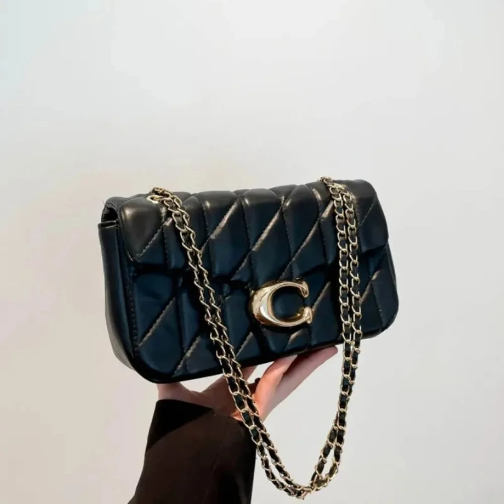2025Small Fragrant Wind Bag Handbag Rhombic Chain Bag 2026 New One-shoulder Messenger Bag Joker High Sense Small Square Bag Tide