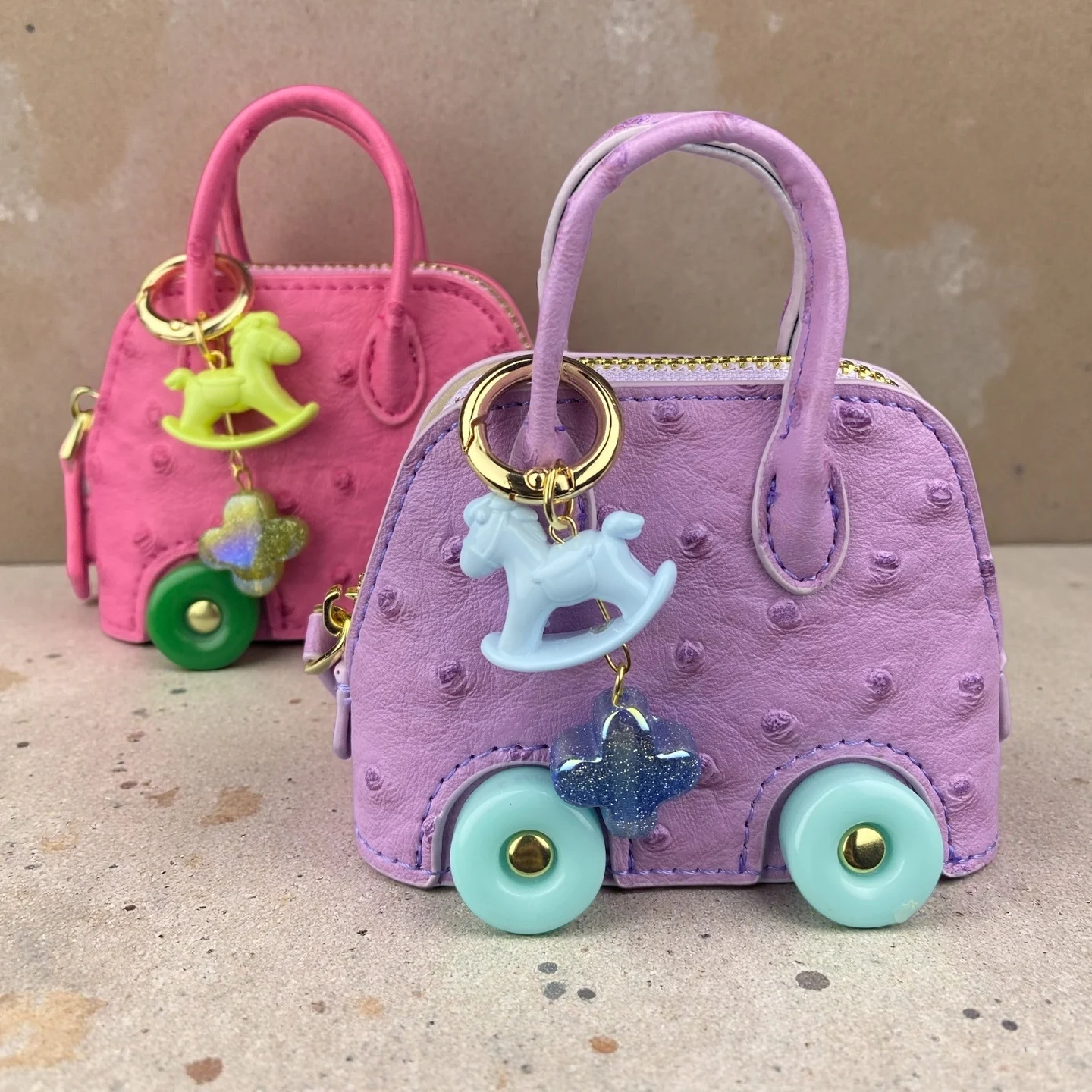 Mini Wheeled Handbag Purse, Rocking Horse Pendant, Ostrich Pattern PU Leather Pouch for AirPods Coin Cable, Mini Tote Keychain