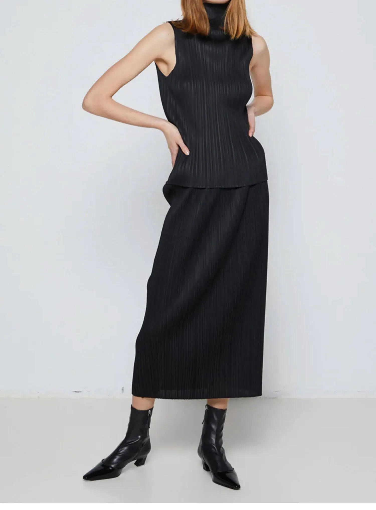 ALSEY Miyake Pleated Korean Style Sleeveless High Collar Tops Women's 2025 Summer New Simple Slim Solid Color T-shirt Clothing