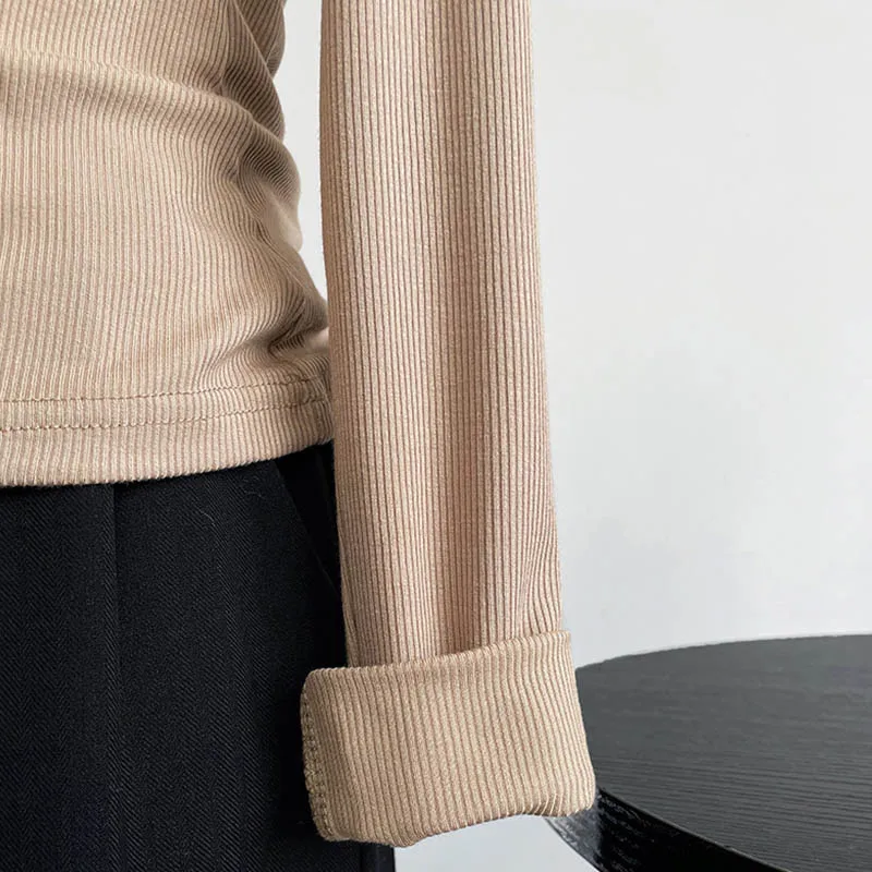 Long-sleeved square-neck t-shirt women's slim-fit exposed collarbone low-neck short top bottoming shirt
