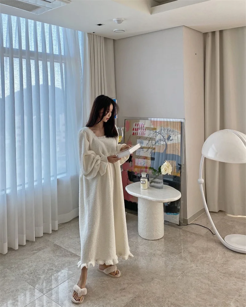 Pajama Long Dress Women's 2023 Autumn/Winter New Korean Version Loose and Warm Flannel Home Lazy Dress ins Commuter Solid Square
