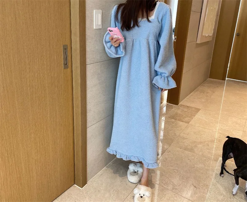 Pajama Long Dress Women's 2023 Autumn/Winter New Korean Version Loose and Warm Flannel Home Lazy Dress ins Commuter Solid Square