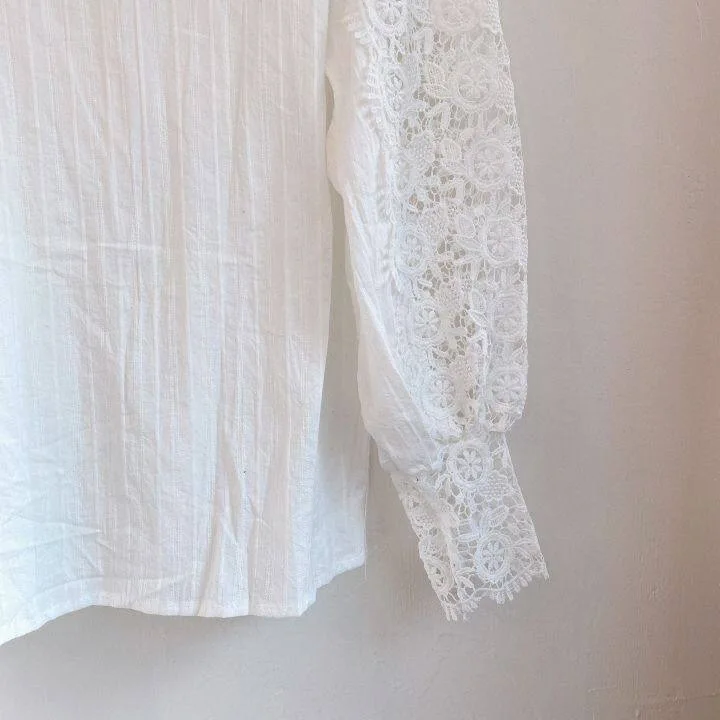 Women Chiffon Button Turtleneck Shirt Chic Elegant Floral Lace Fluffy Long Sleeve Top Fashion Hollow Oversize White Blouse 2025
