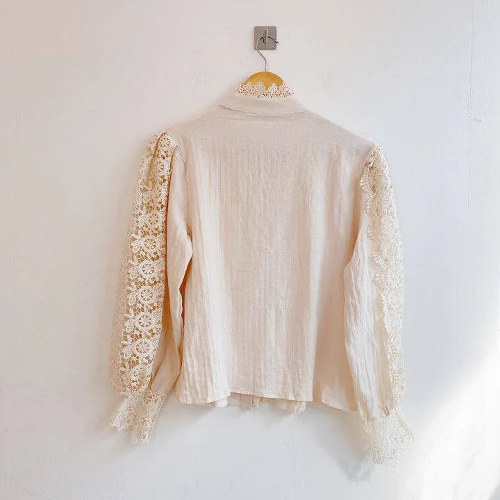 Women Chiffon Button Turtleneck Shirt Chic Elegant Floral Lace Fluffy Long Sleeve Top Fashion Hollow Oversize White Blouse 2025