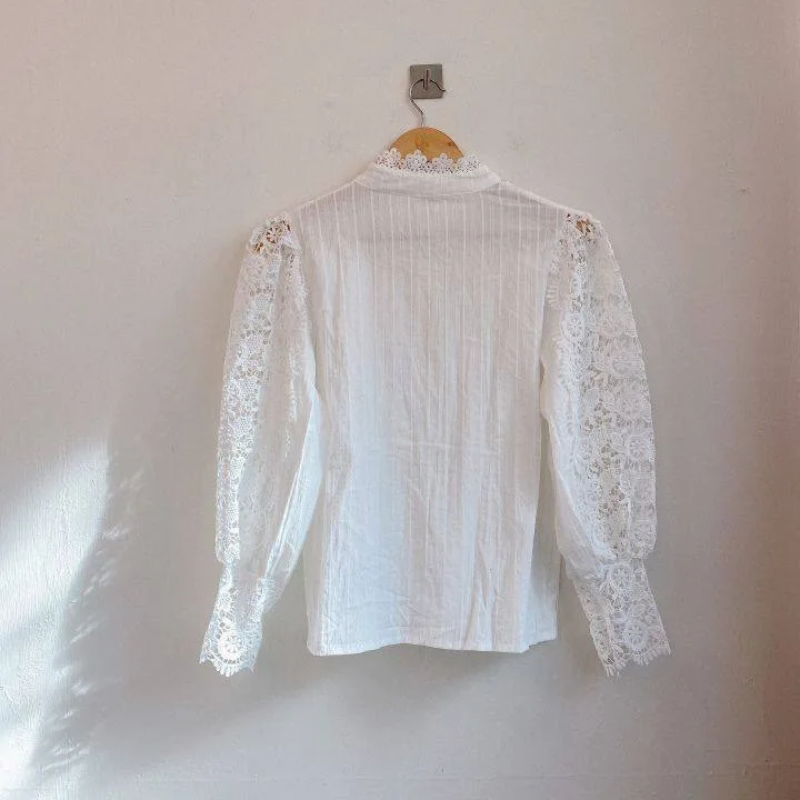 Women Chiffon Button Turtleneck Shirt Chic Elegant Floral Lace Fluffy Long Sleeve Top Fashion Hollow Oversize White Blouse 2025