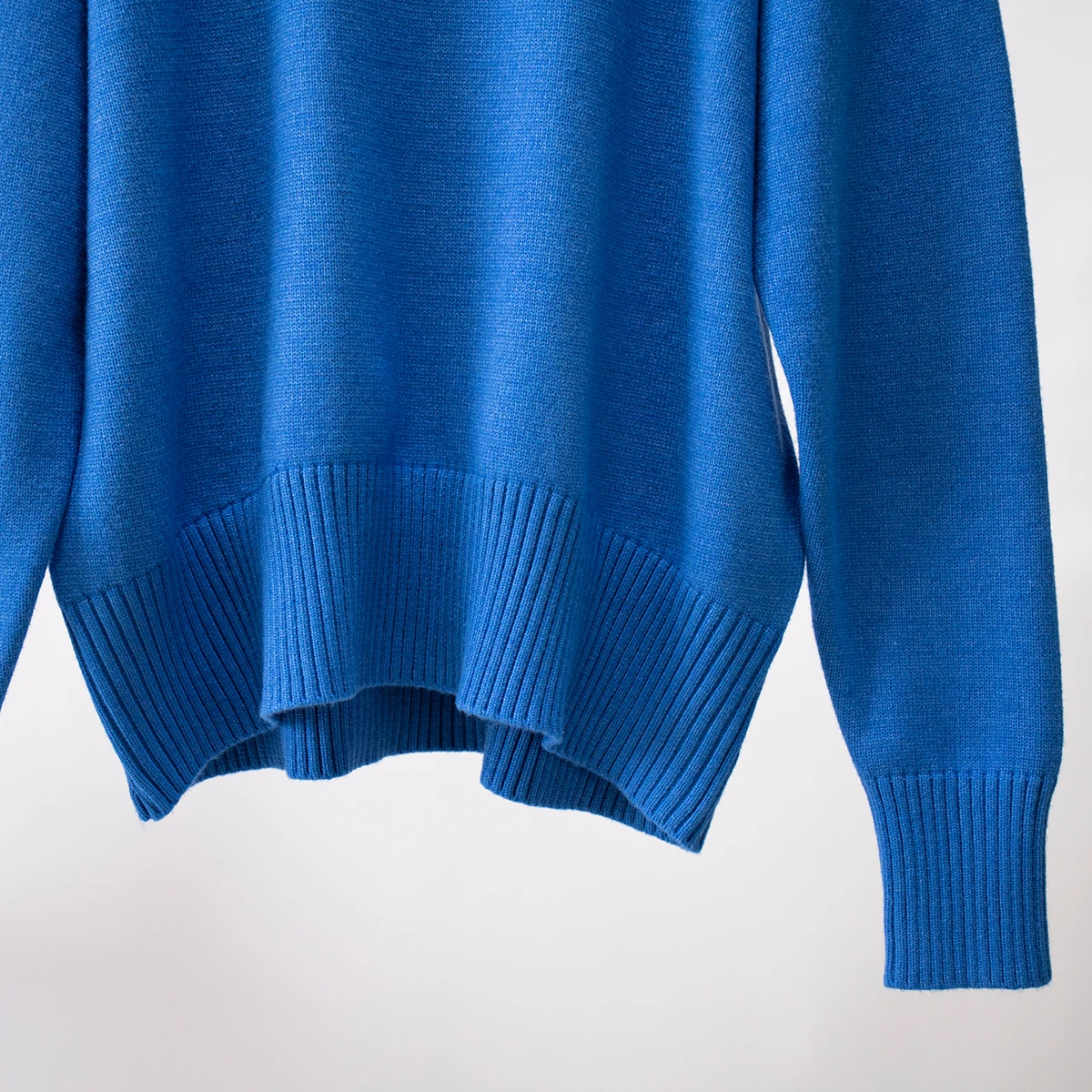 Bornladies Women Turtleneck Sweater CHIC Autumn Winter Thick Warm Pullover Top Oversized Casual Loose Knitted Jumper Female Pull