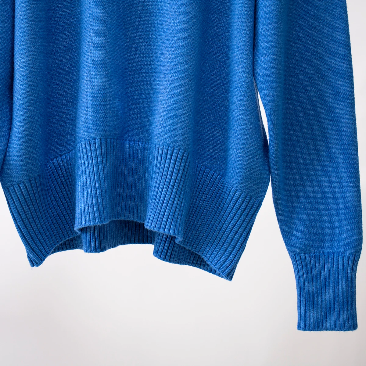 Bornladies Women Turtleneck Sweater CHIC Autumn Winter Thick Warm Pullover Top Oversized Casual Loose Knitted Jumper Female Pull