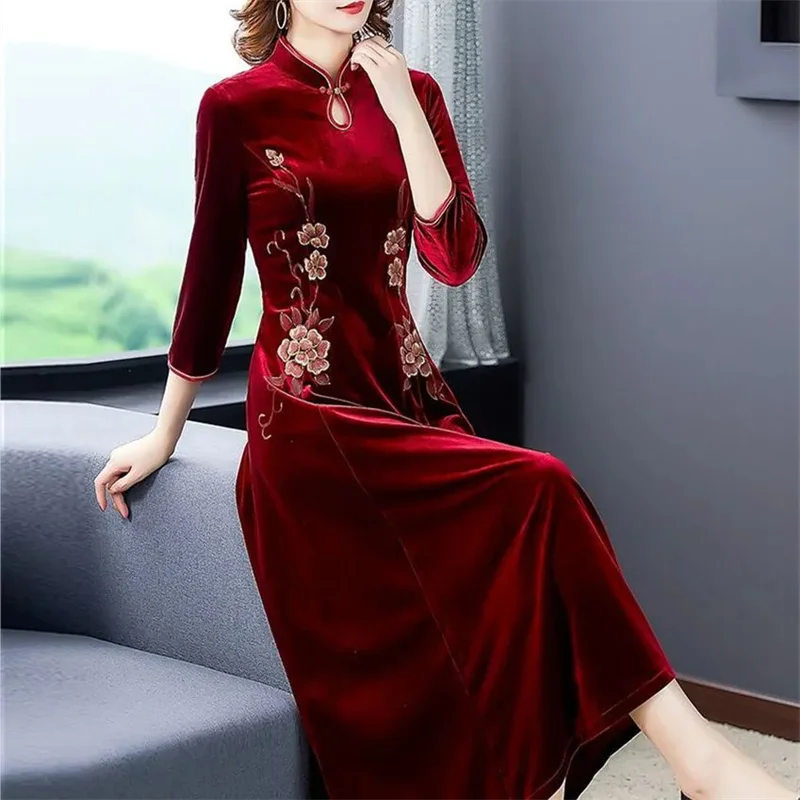 Mrs. Kuo, 300 Pounds Loose Fit, Belly Covering, Warm Gold Velvet Dress, Women's Cheongsam Dress, Improved Version, Female Trendy