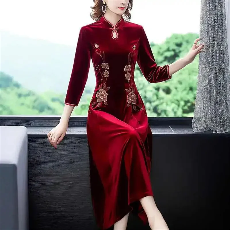 Mrs. Kuo, 300 Pounds Loose Fit, Belly Covering, Warm Gold Velvet Dress, Women's Cheongsam Dress, Improved Version, Female Trendy