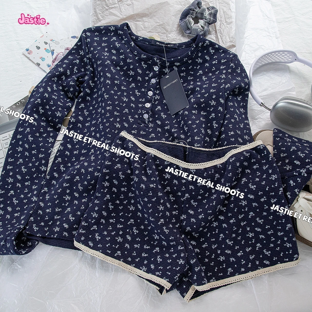 Chic Floral Print Cotton Shorts Women Summer Casual Elastic High Waist Eyelet Sweatshorts Woman Vintage Sweet Boho Shorts 2024