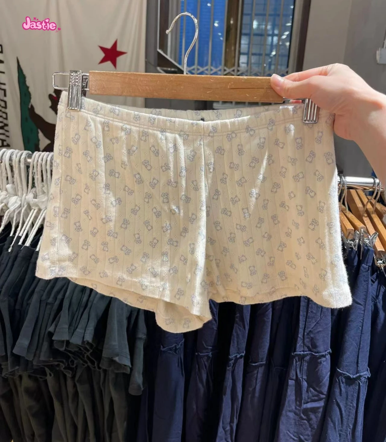 Chic Floral Print Cotton Shorts Women Summer Casual Elastic High Waist Eyelet Sweatshorts Woman Vintage Sweet Boho Shorts 2024