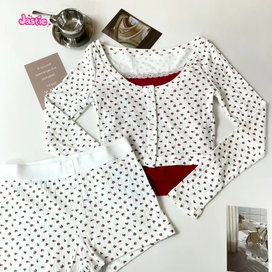 Chic Floral Print Cotton Shorts Women Summer Casual Elastic High Waist Eyelet Sweatshorts Woman Vintage Sweet Boho Shorts 2024