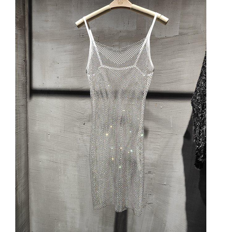 Bungee Sexy Slim Slim Women's 2024 Summer New Bright Diamond Crystal Temperament Bag Hip Sling Mid-length Dress Fashion Trend
