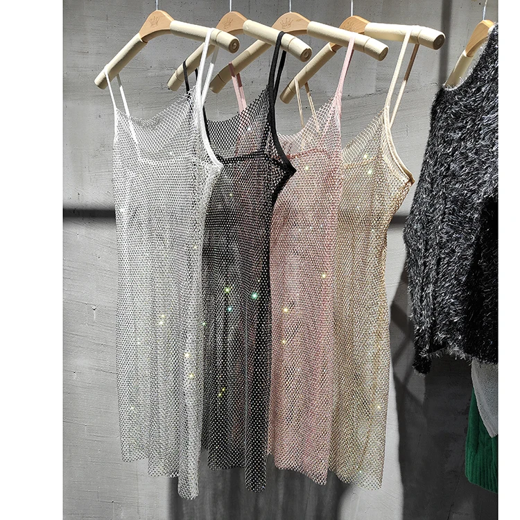 Bungee Sexy Slim Slim Women's 2024 Summer New Bright Diamond Crystal Temperament Bag Hip Sling Mid-length Dress Fashion Trend