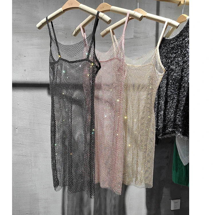 Bungee Sexy Slim Slim Women's 2024 Summer New Bright Diamond Crystal Temperament Bag Hip Sling Mid-length Dress Fashion Trend