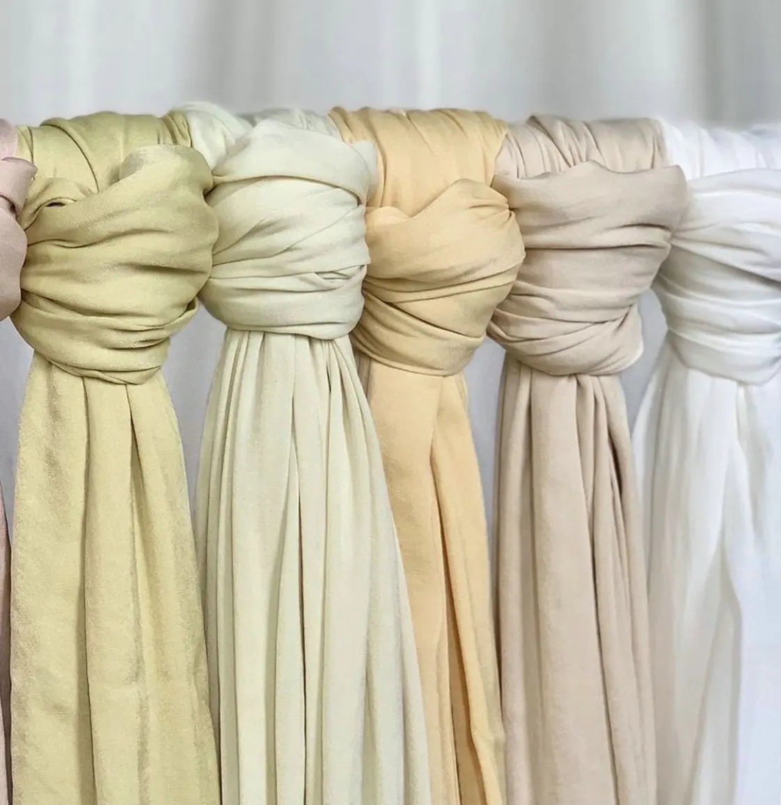 Premium Velvet Satin Chiffon Hijab Scarf Women Luxury Soft Plain Shawl For Women Muslim Hijabs Turban Femme Chic Ramadan