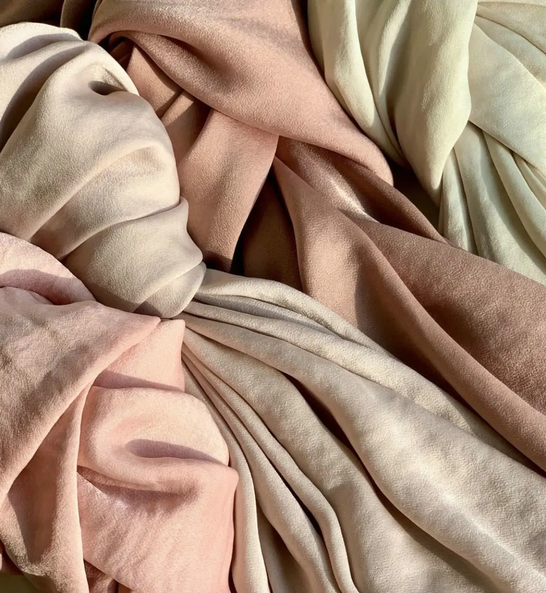 Premium Velvet Satin Chiffon Hijab Scarf Women Luxury Soft Plain Shawl For Women Muslim Hijabs Turban Femme Chic Ramadan