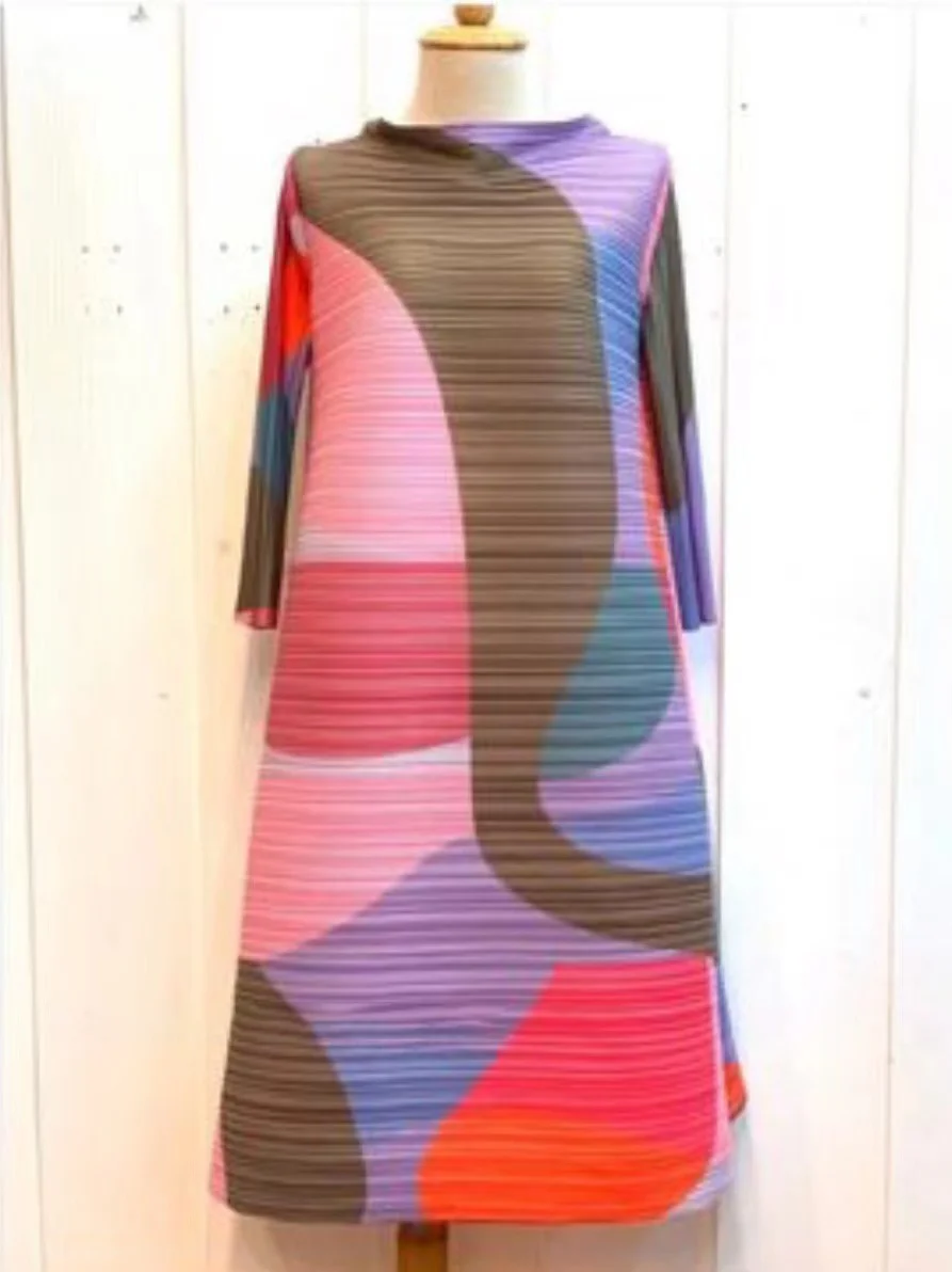 2024 Pleated Dress Women Hit Color Geometric With Belt Sashes Over Size Long Sweet Casual New Spring Fashion Tide Spot