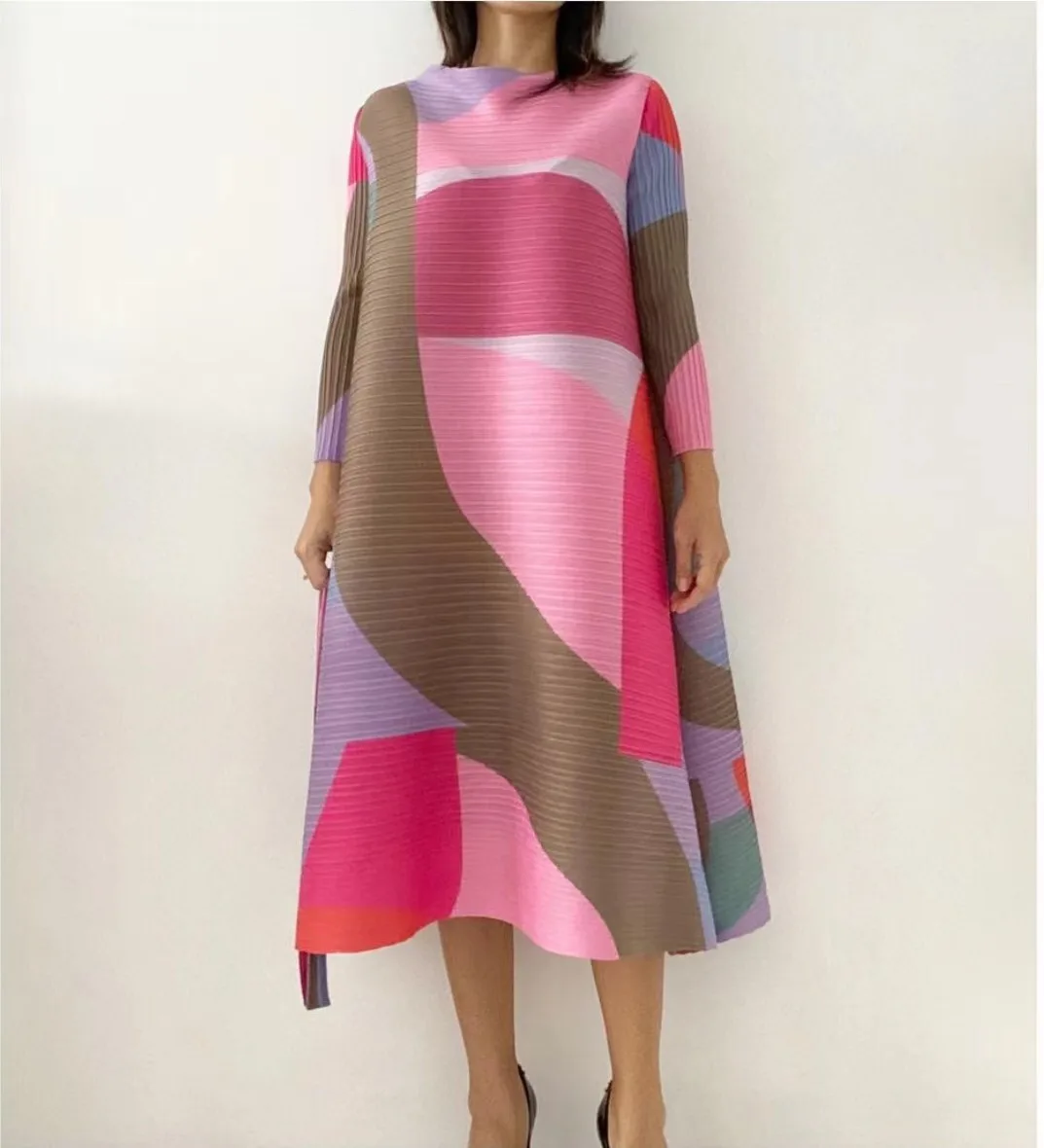 2024 Pleated Dress Women Hit Color Geometric With Belt Sashes Over Size Long Sweet Casual New Spring Fashion Tide Spot