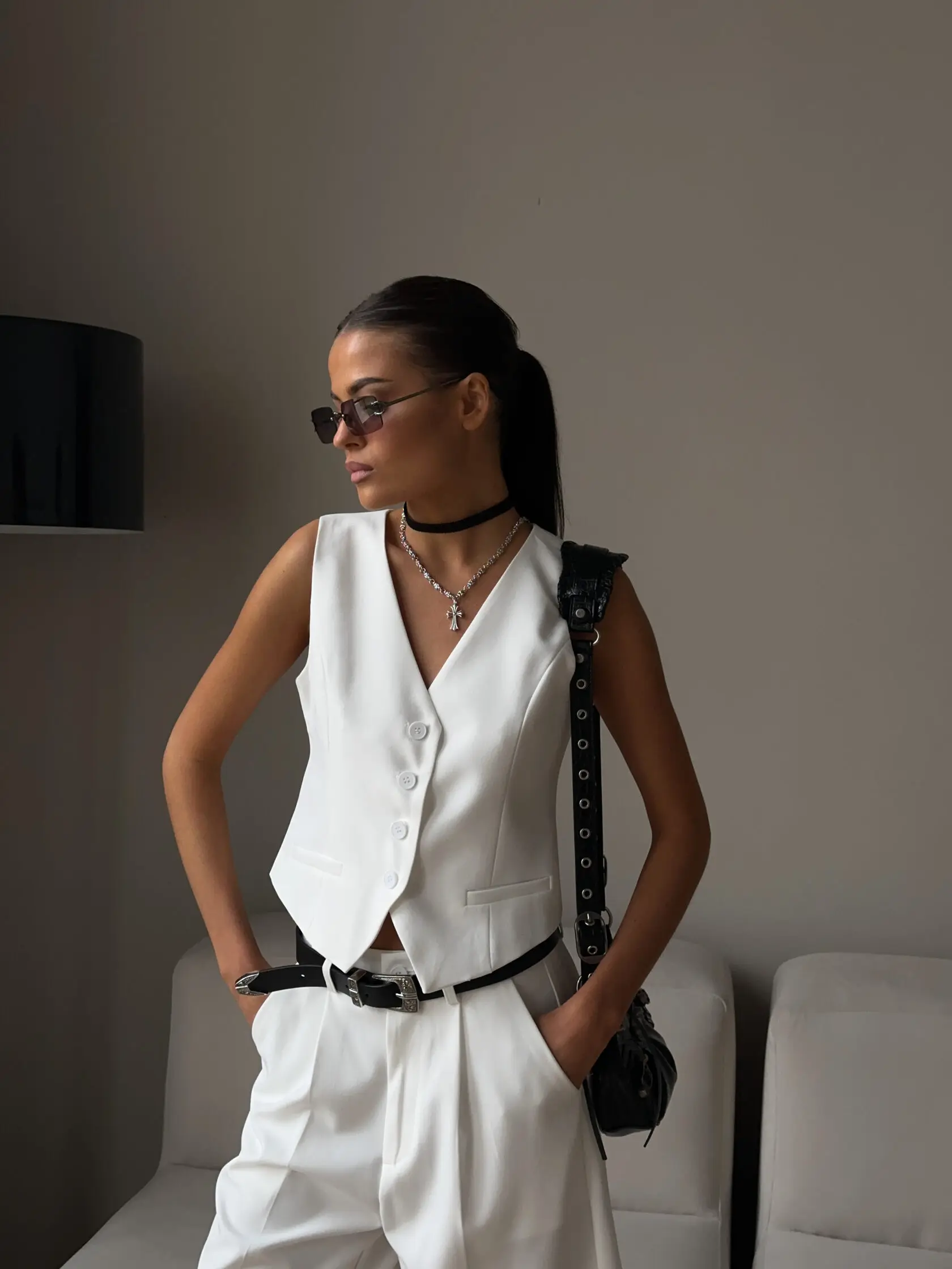 Bronladies Summer Womem Chic Vest Shorts Suit Two-Piece Set Office Ladies Chic 2 Piece Sets Womens Outfits