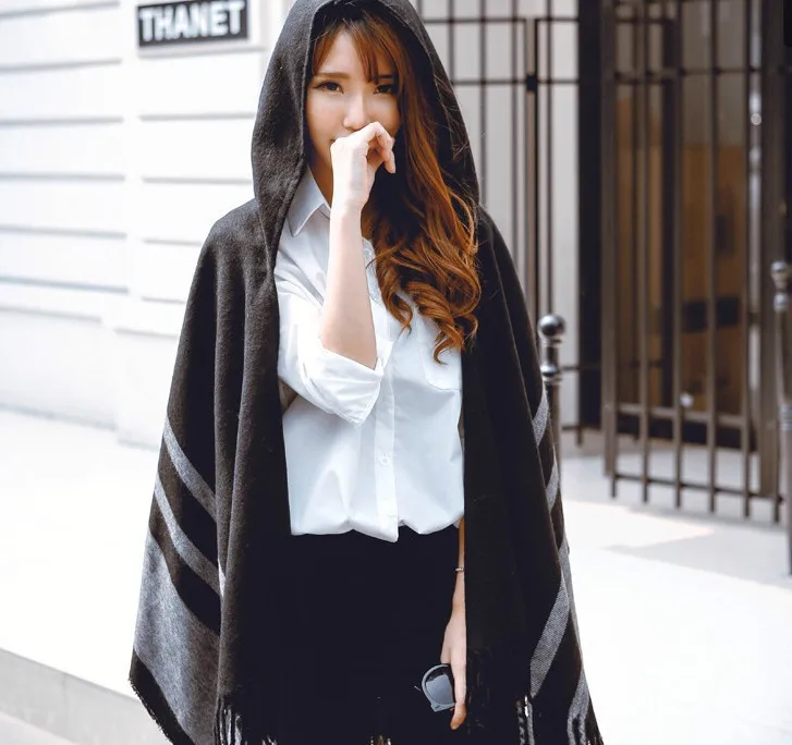 Women Cloak Hooded Sweaters Knit Batwing Top Poncho With Hood Cape Coat Tassel Sweater Outwear Leasure Style Clothes