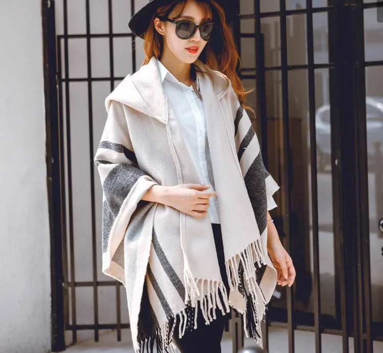 Women Cloak Hooded Sweaters Knit Batwing Top Poncho With Hood Cape Coat Tassel Sweater Outwear Leasure Style Clothes