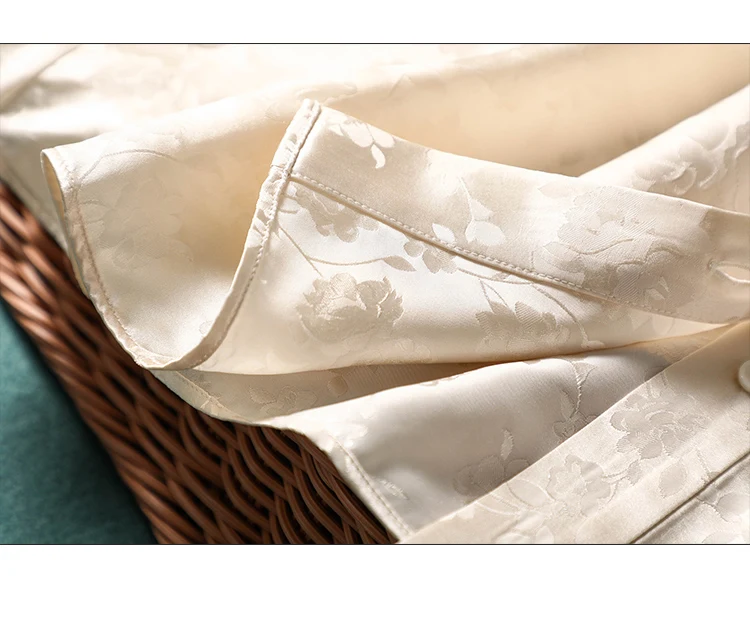New Spring Women blouses Fashion jacquard Ladies Shirts Elegant Style Tops blusa mujer