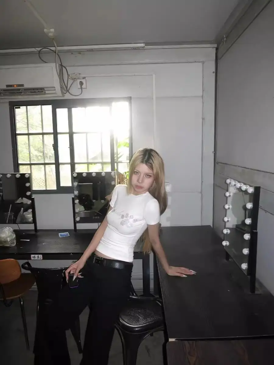 Yedinas Gothic T Shirt Women Clothes Korean Fashion 2024 Summer Tops Slim Grunge Aesthetics Vintage Y2k Tee Shirt Femme Tshirts