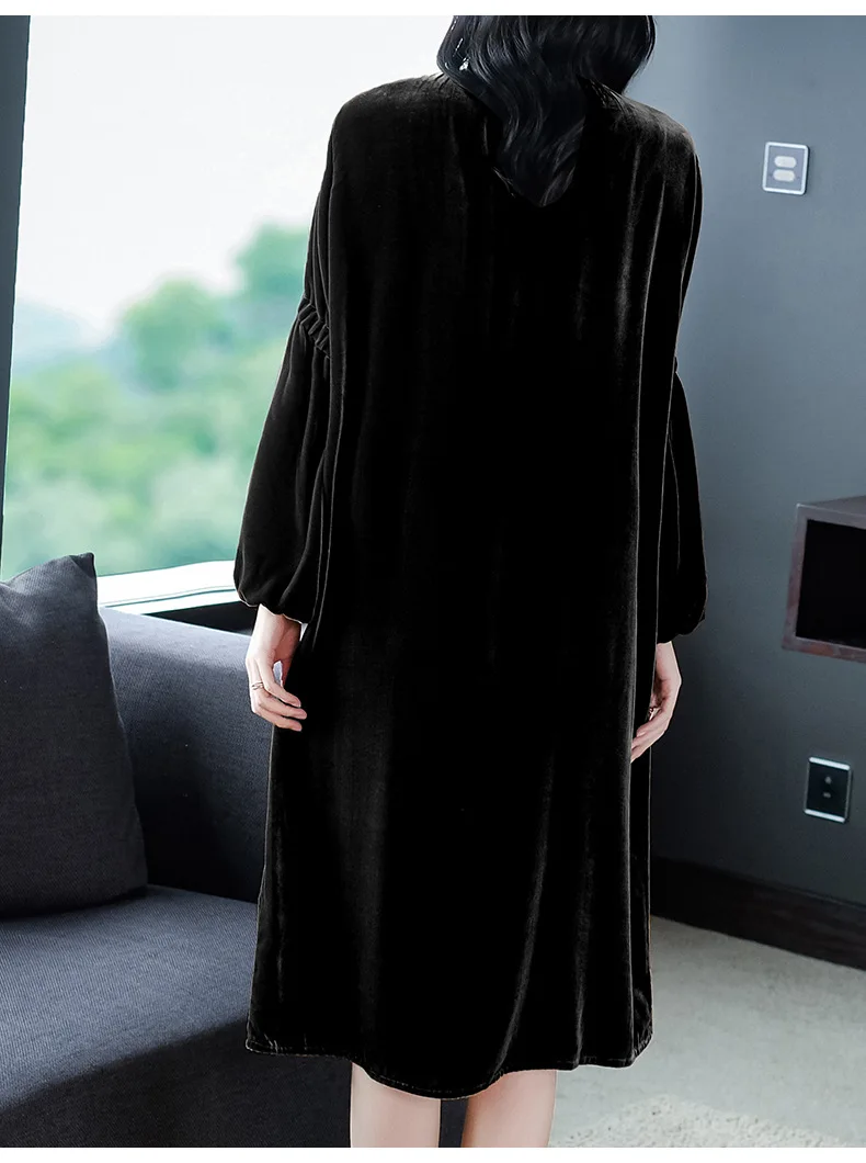 Plus Size Autumn Long Sleeve Vintage Velvet Party Dress Korean Fashion Winter Long Sleeve Elegant Retro Street Wear Velour Dress