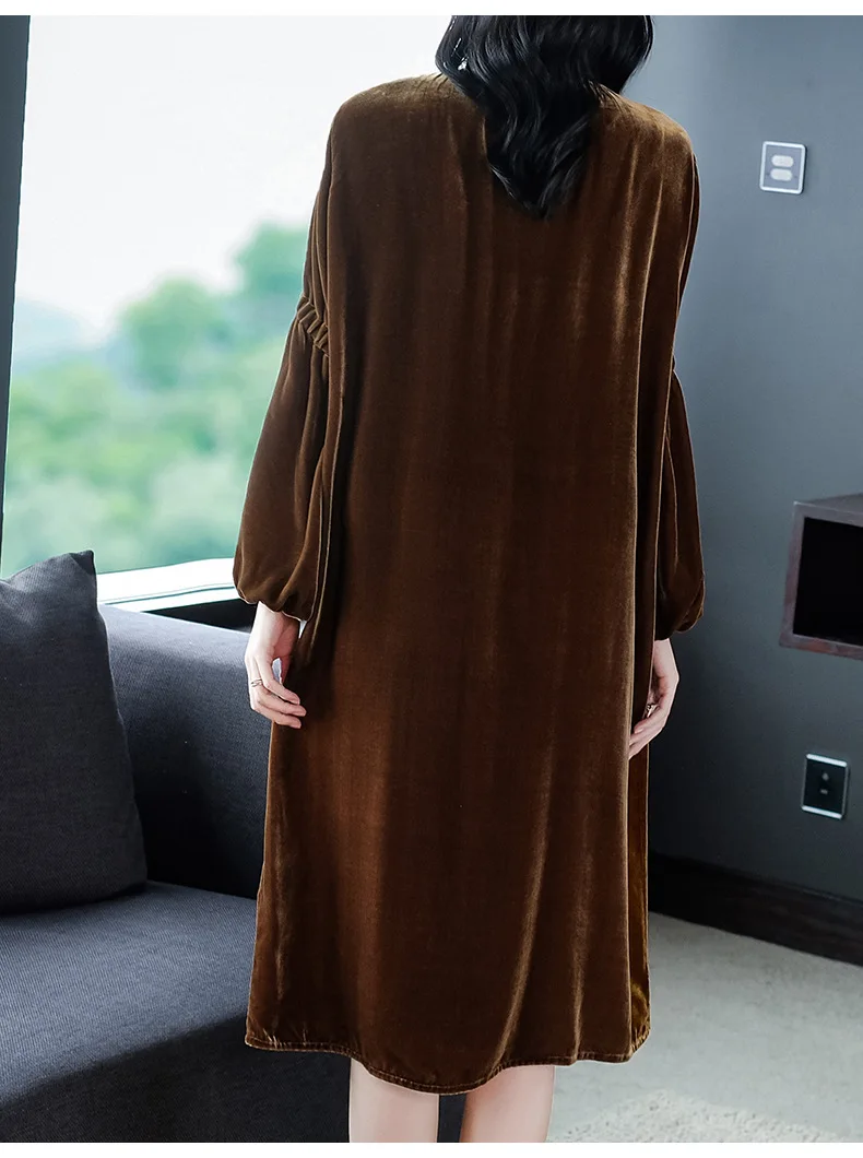 Plus Size Autumn Long Sleeve Vintage Velvet Party Dress Korean Fashion Winter Long Sleeve Elegant Retro Street Wear Velour Dress