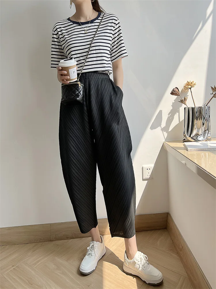 Miyake Pleated Pants Women's 2023 New Banana Pants Fashion All-Match Pleated Pants Casual Loose Wide-Leg Pants Streetwear Women