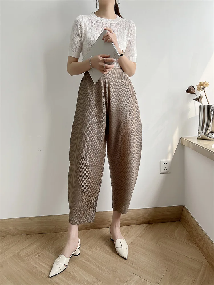 Miyake Pleated Pants Women's 2023 New Banana Pants Fashion All-Match Pleated Pants Casual Loose Wide-Leg Pants Streetwear Women