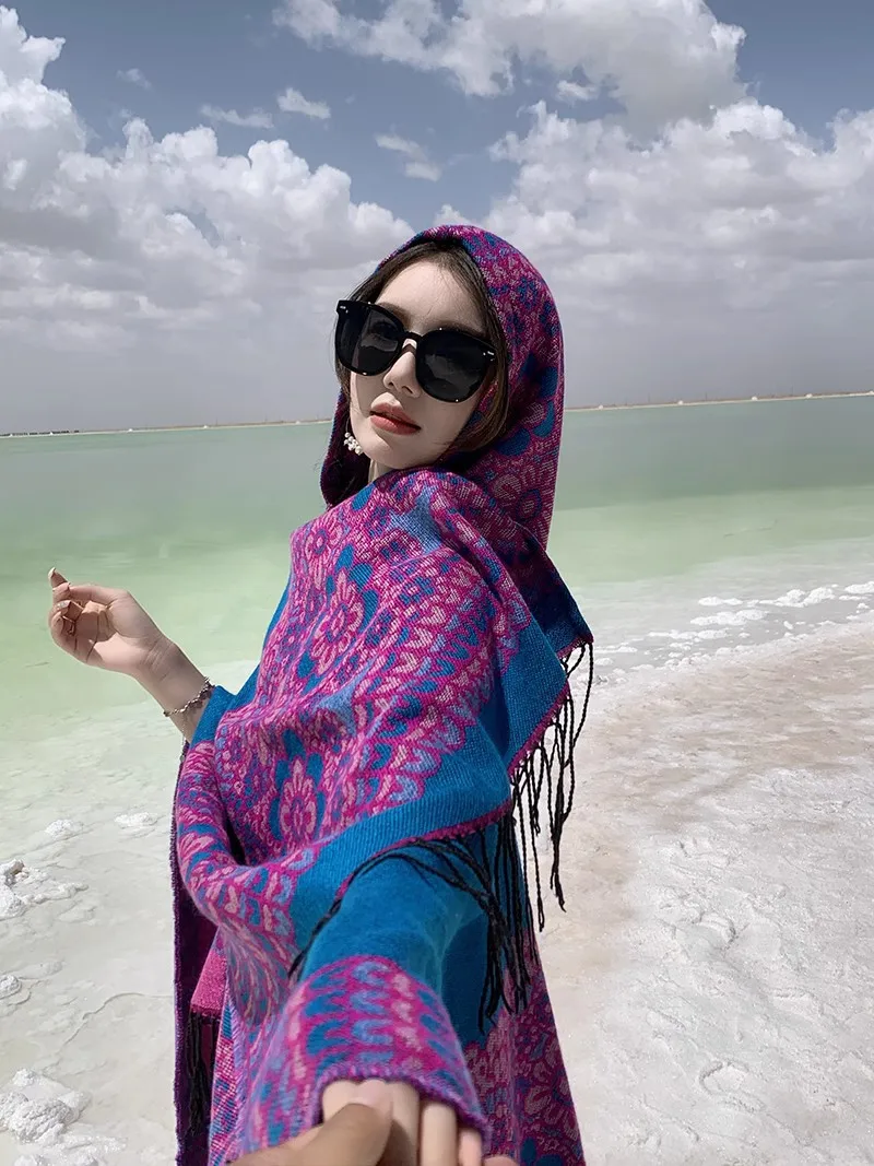 GypsyLady Boho Floral Knitted Cloaks Capes Hoodies Vintage Thick Warm Auturm Winter Women Ethnic Tassels Cloak Poncho Outwear