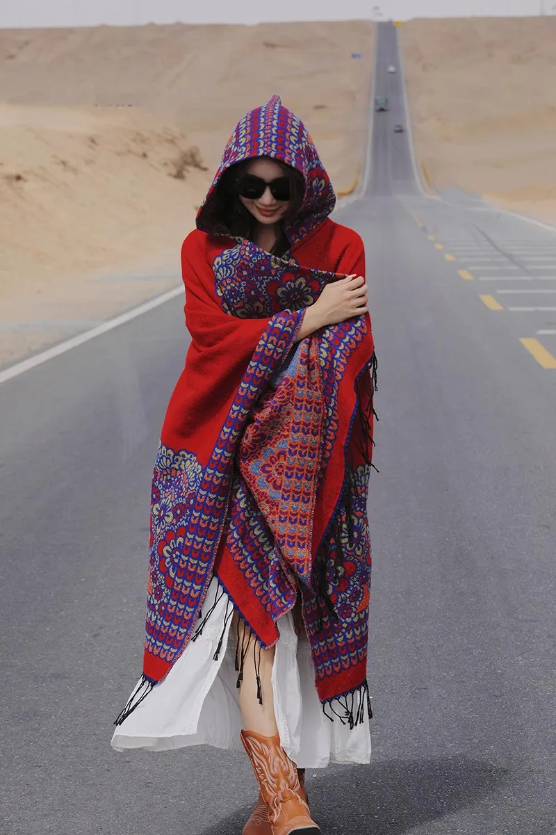GypsyLady Boho Floral Knitted Cloaks Capes Hoodies Vintage Thick Warm Auturm Winter Women Ethnic Tassels Cloak Poncho Outwear