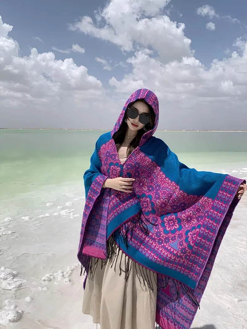 GypsyLady Boho Floral Knitted Cloaks Capes Hoodies Vintage Thick Warm Auturm Winter Women Ethnic Tassels Cloak Poncho Outwear