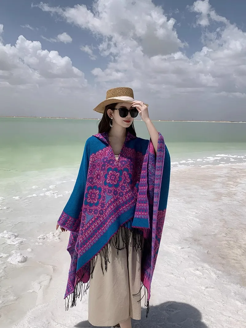 GypsyLady Boho Floral Knitted Cloaks Capes Hoodies Vintage Thick Warm Auturm Winter Women Ethnic Tassels Cloak Poncho Outwear