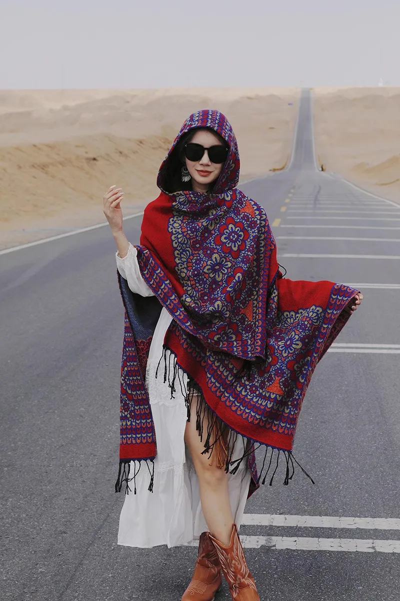 GypsyLady Boho Floral Knitted Cloaks Capes Hoodies Vintage Thick Warm Auturm Winter Women Ethnic Tassels Cloak Poncho Outwear