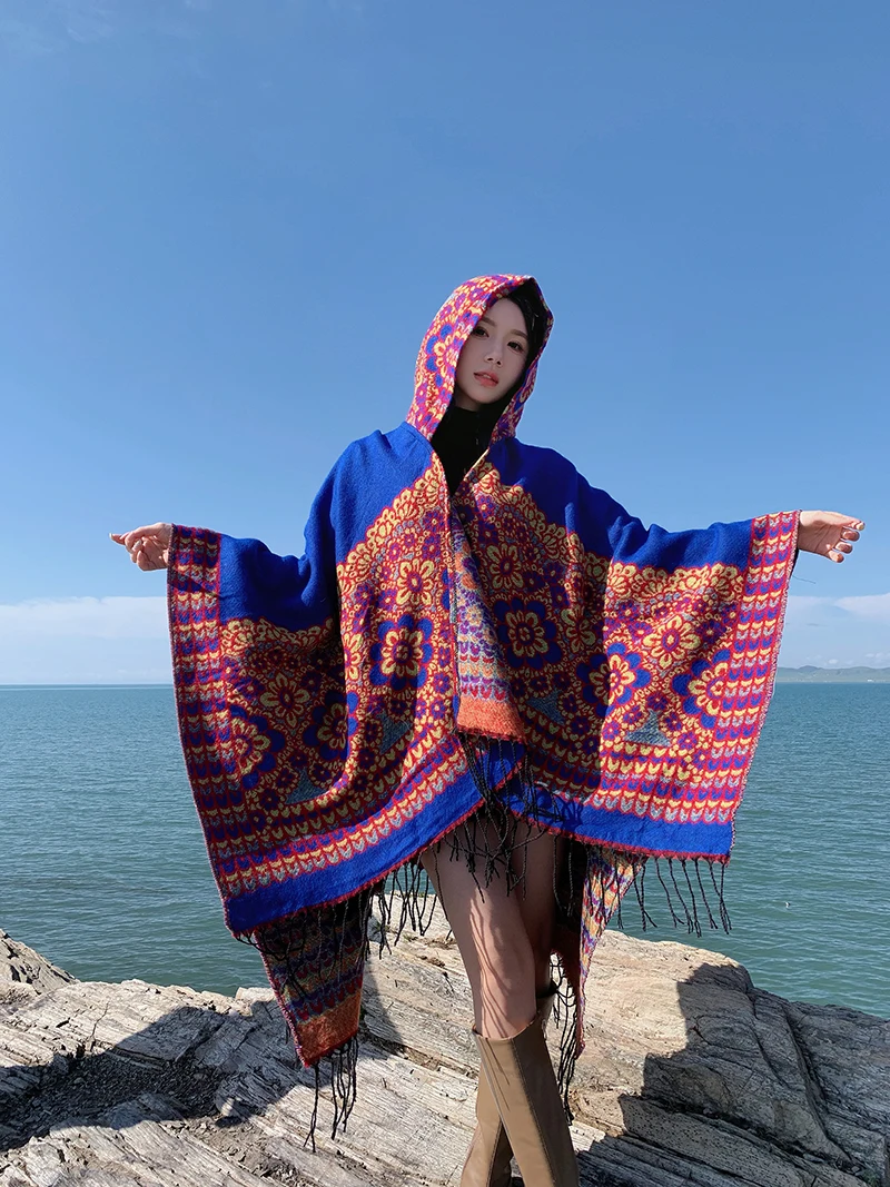 GypsyLady Boho Floral Knitted Cloaks Capes Hoodies Vintage Thick Warm Auturm Winter Women Ethnic Tassels Cloak Poncho Outwear