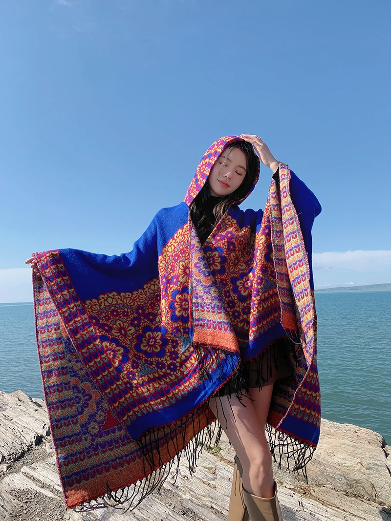 GypsyLady Boho Floral Knitted Cloaks Capes Hoodies Vintage Thick Warm Auturm Winter Women Ethnic Tassels Cloak Poncho Outwear