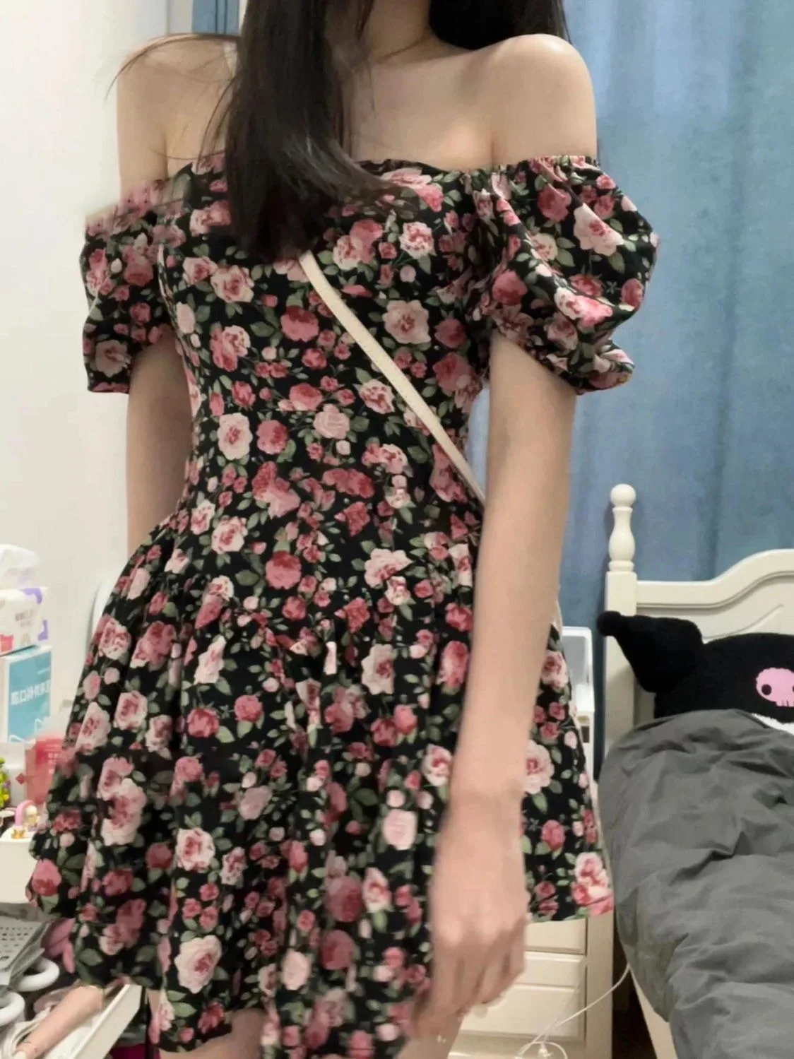 Preppy Wind Sweet Spicy Rose Fragmented Flower Dress For Women's Summer 2024 New French Puff Sleeve Short Skirt With Waist 6OA0