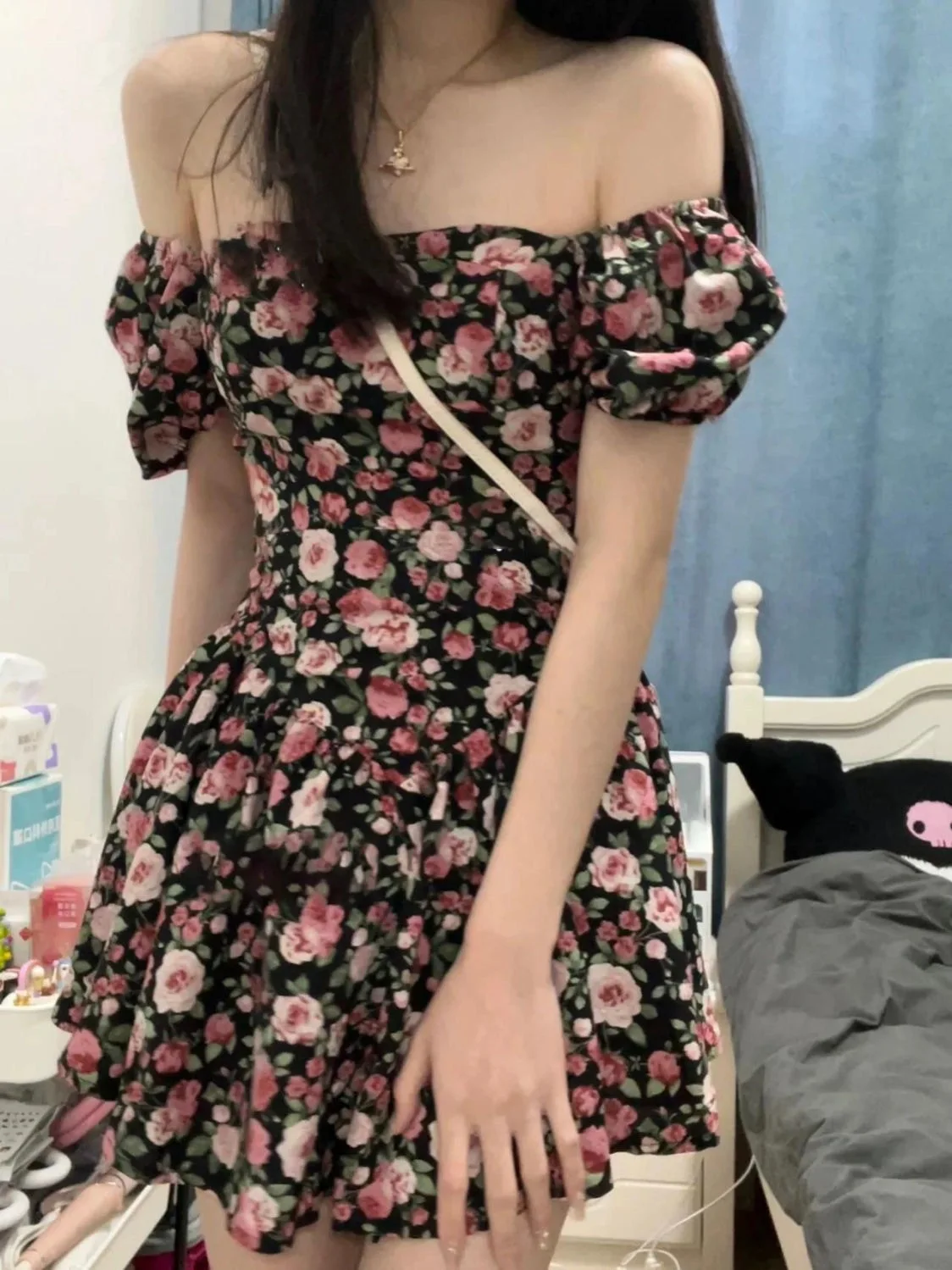 Preppy Wind Sweet Spicy Rose Fragmented Flower Dress For Women's Summer 2024 New French Puff Sleeve Short Skirt With Waist 6OA0