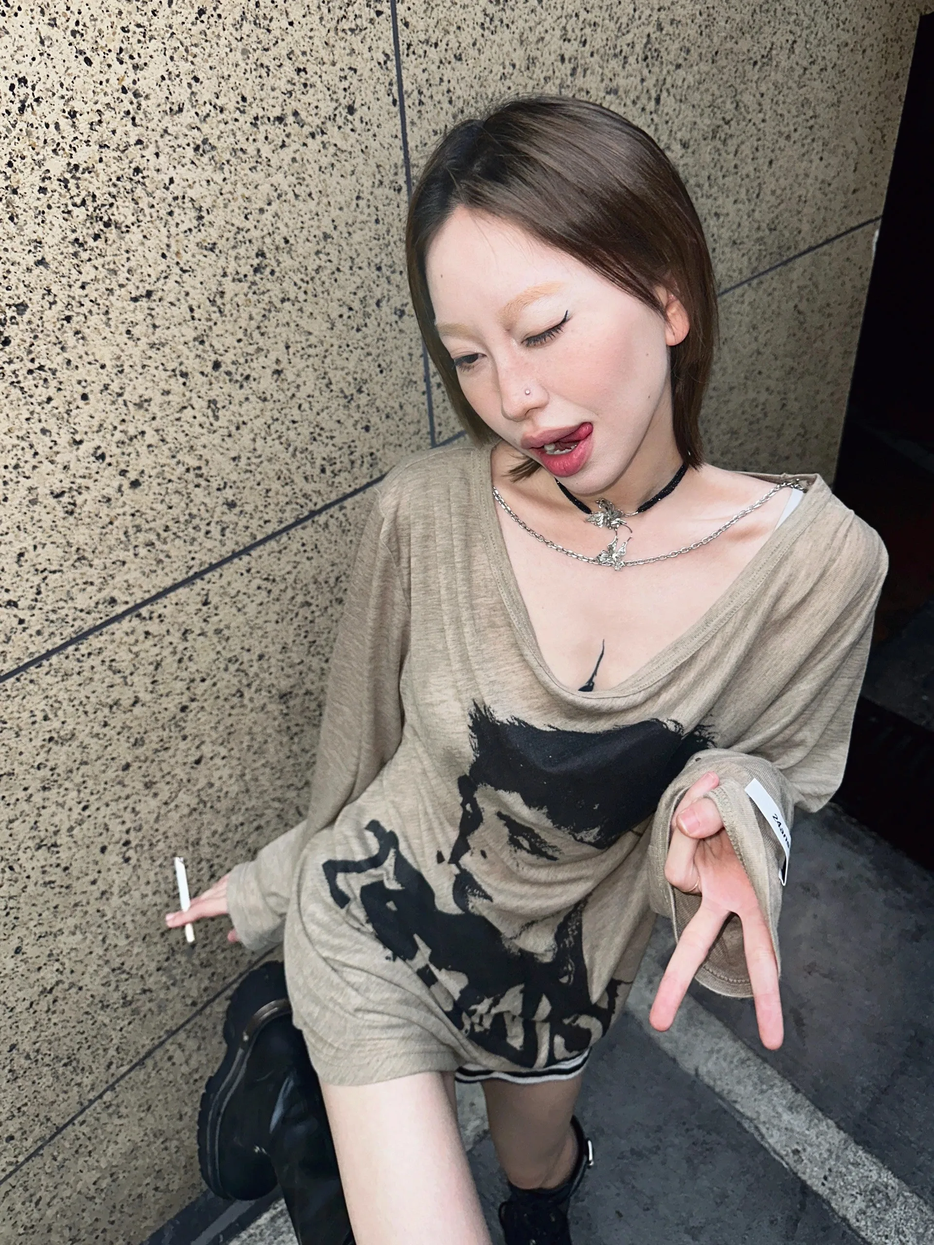Karrram Japanese Y2k Graffiti Print Tops Trashy 2000s Oversized T-shirt High Street Grunge Lazy Style Streetwear American Retro