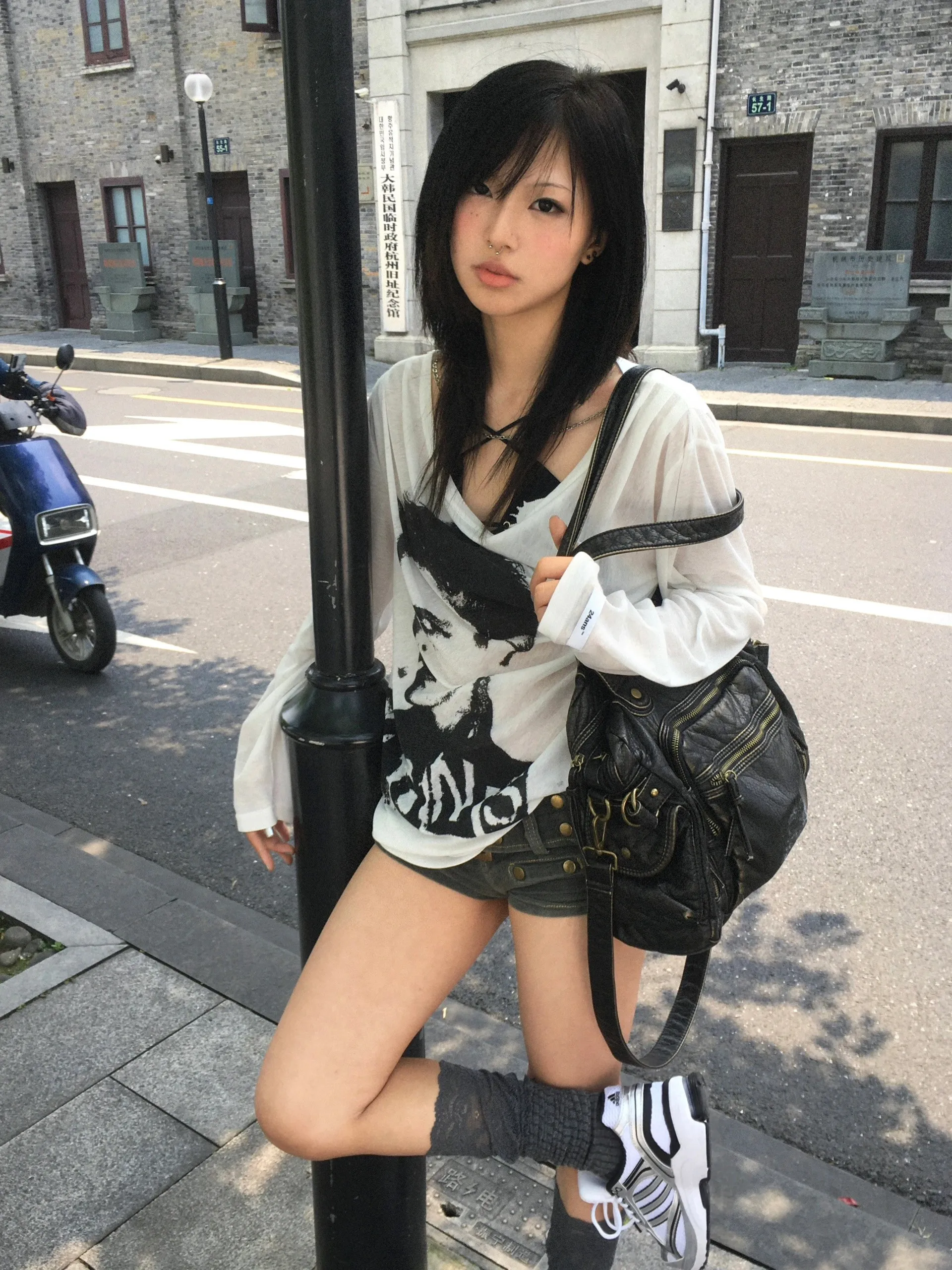 Karrram Japanese Y2k Graffiti Print Tops Trashy 2000s Oversized T-shirt High Street Grunge Lazy Style Streetwear American Retro