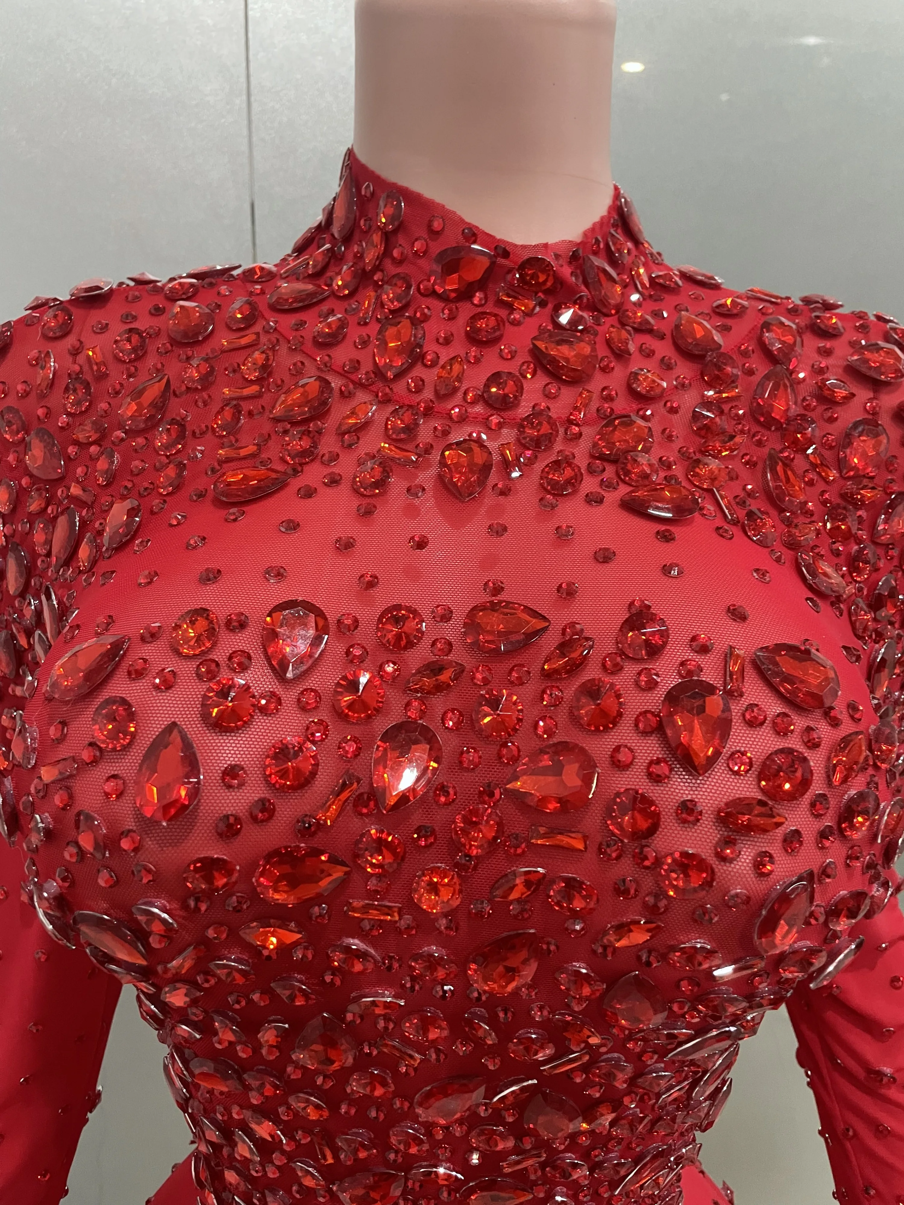 Luxury Sparkling Red Crystals Feathers Mermaid Long Sleeve Maxi Dress Women Formal Occasions Wedding Celebrate Party Prom Gown