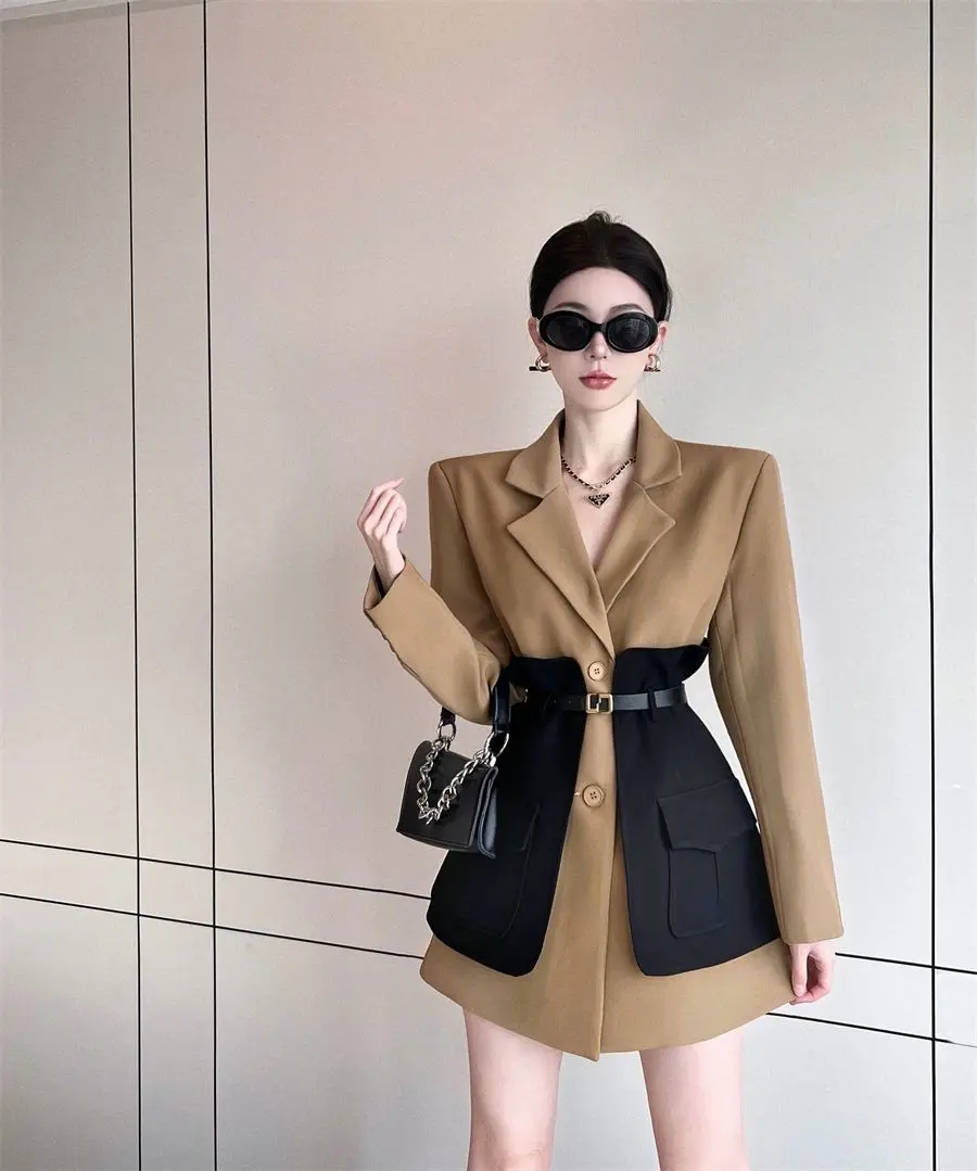 Original Design Blazer Women Fashion New Loose Spliced Pocket Korean Shrug Notched Single Breasted Blazer Mujer Femal with Belt