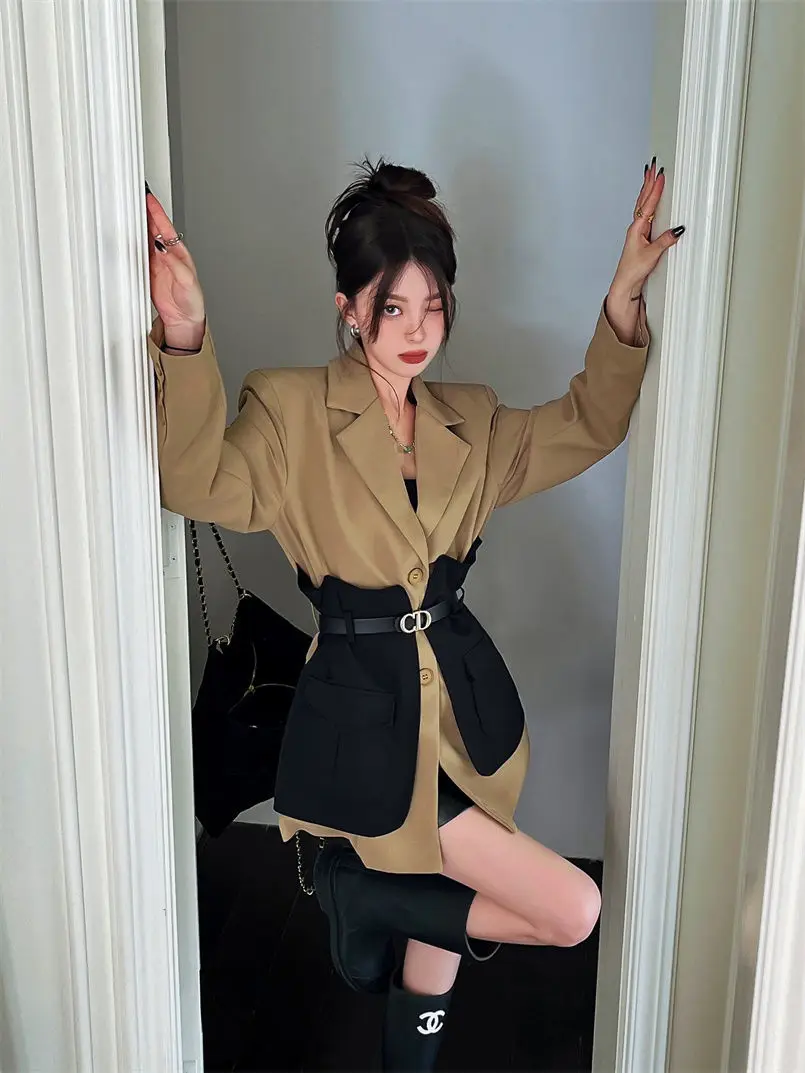 Original Design Blazer Women Fashion New Loose Spliced Pocket Korean Shrug Notched Single Breasted Blazer Mujer Femal with Belt