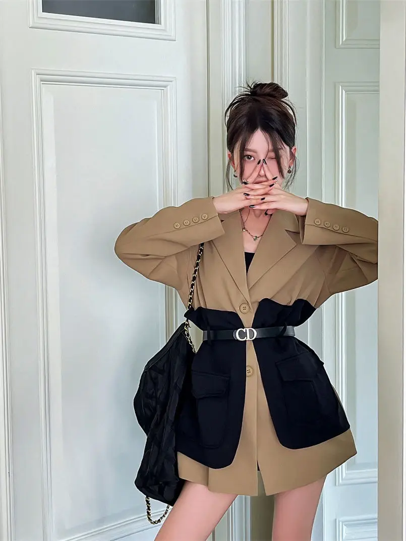 Original Design Blazer Women Fashion New Loose Spliced Pocket Korean Shrug Notched Single Breasted Blazer Mujer Femal with Belt